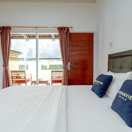 Urbanview Hotel Rasa Sayang Inn Tanjung Benoa Bali Kuta Selatan エクステリア 写真