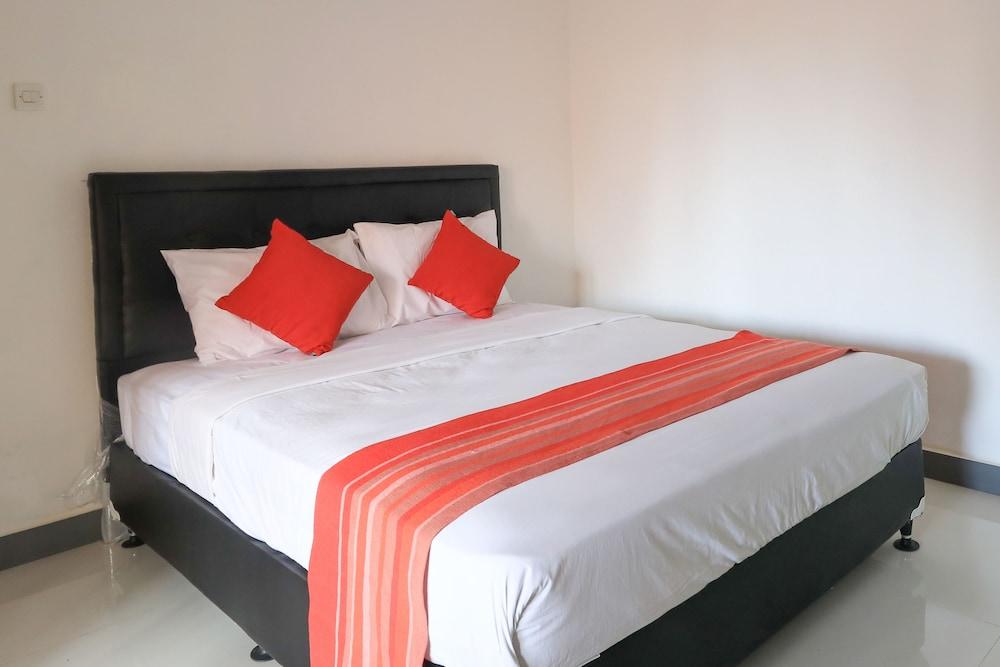 Urbanview Hotel Rasa Sayang Inn Tanjung Benoa Bali Kuta Selatan エクステリア 写真