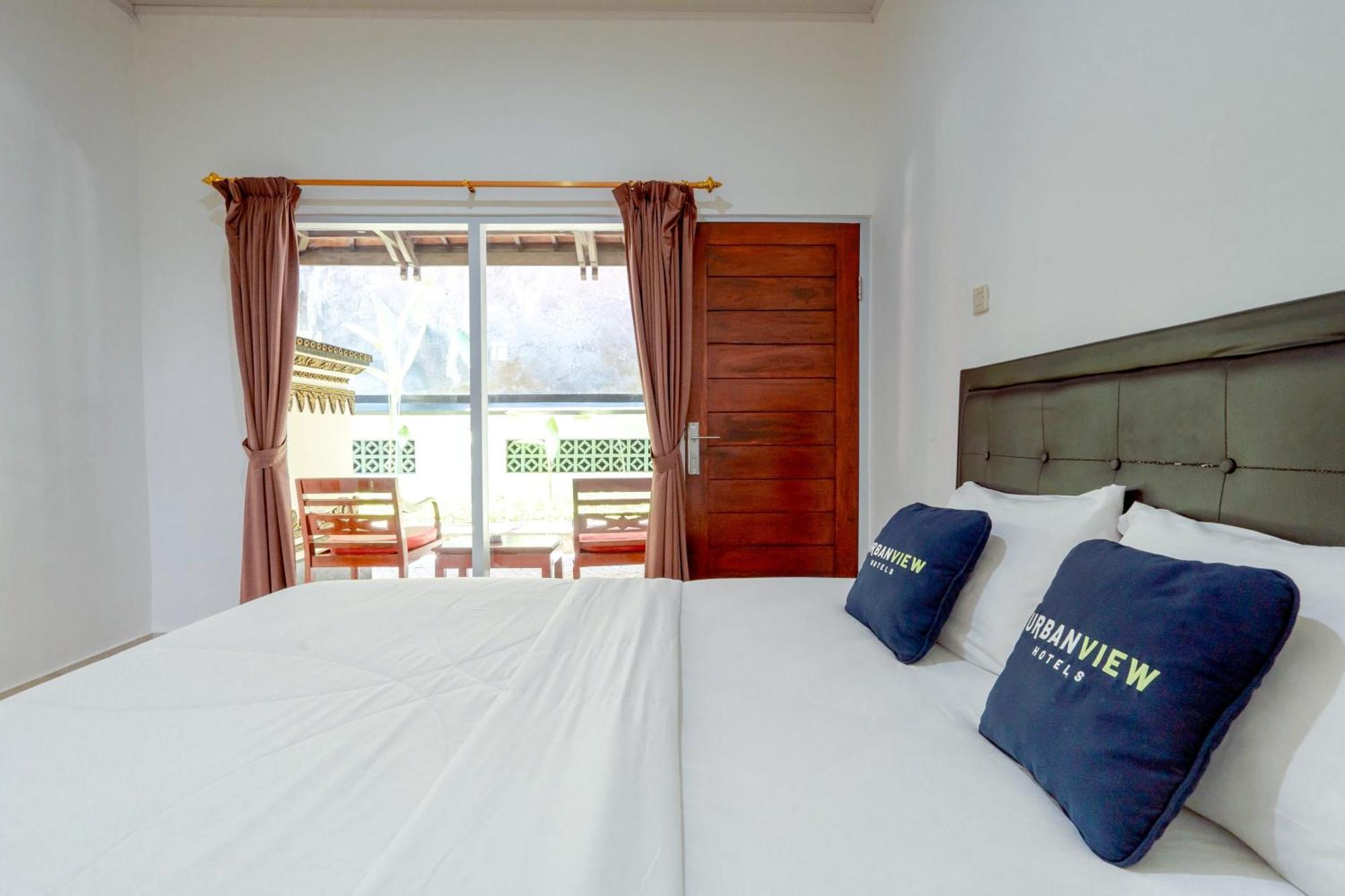 Urbanview Hotel Rasa Sayang Inn Tanjung Benoa Bali Kuta Selatan エクステリア 写真