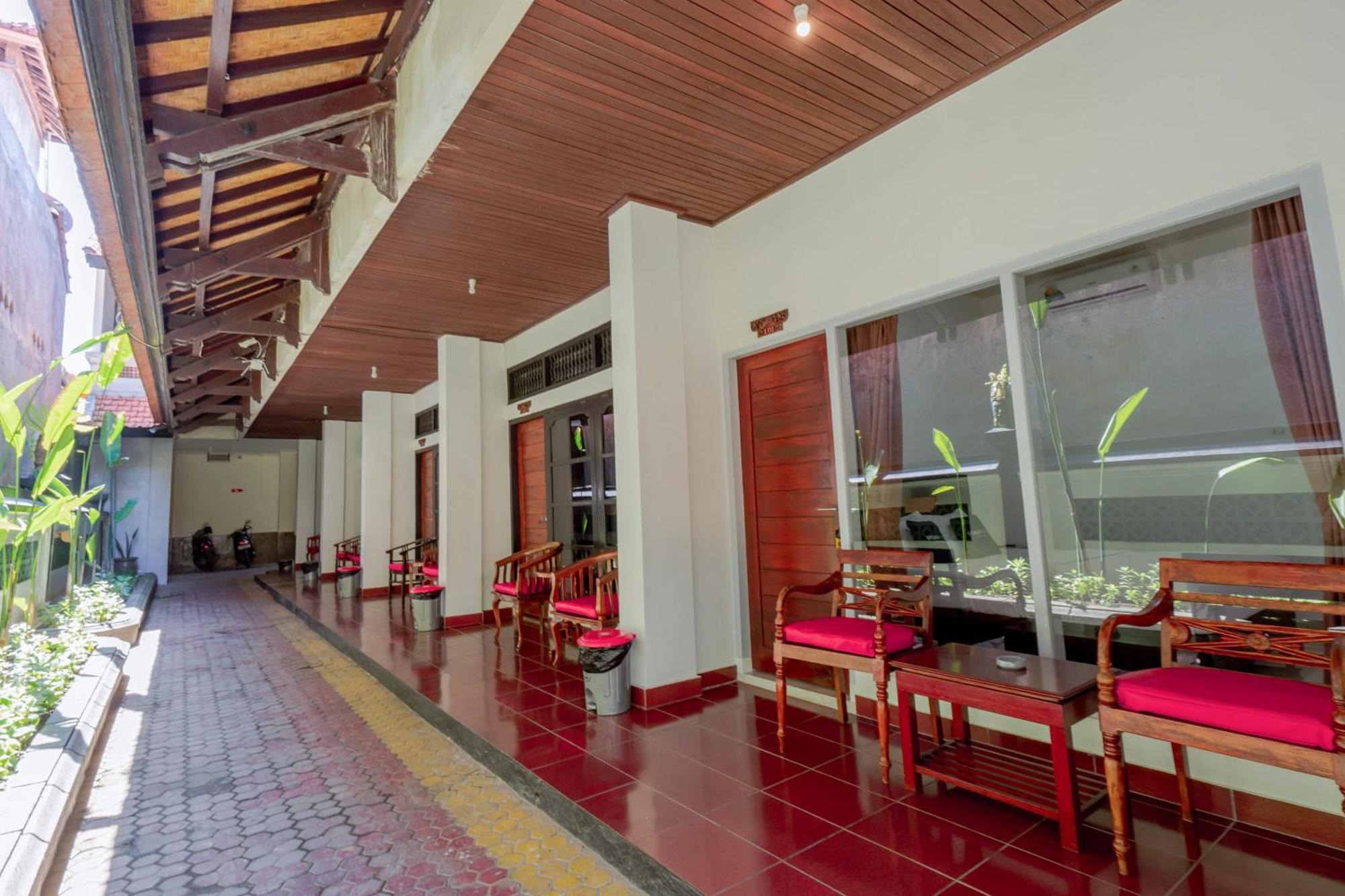 Urbanview Hotel Rasa Sayang Inn Tanjung Benoa Bali Kuta Selatan エクステリア 写真